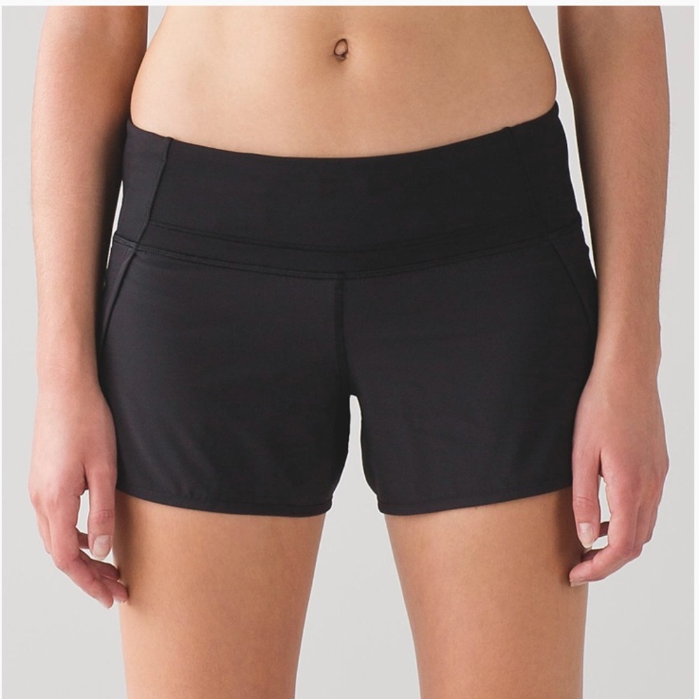 LULULEMON RUN TIMES 4” BLACK SHORTS